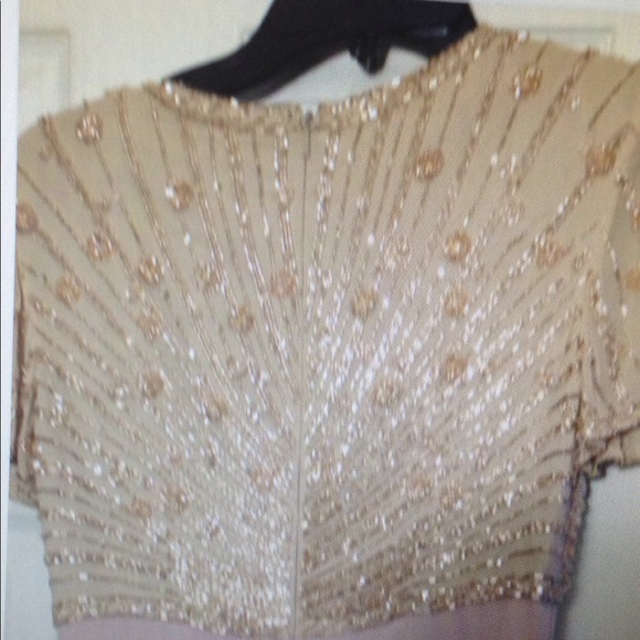 Mother of Bride/Groom Gown with rear slit - Picture 2 of 3